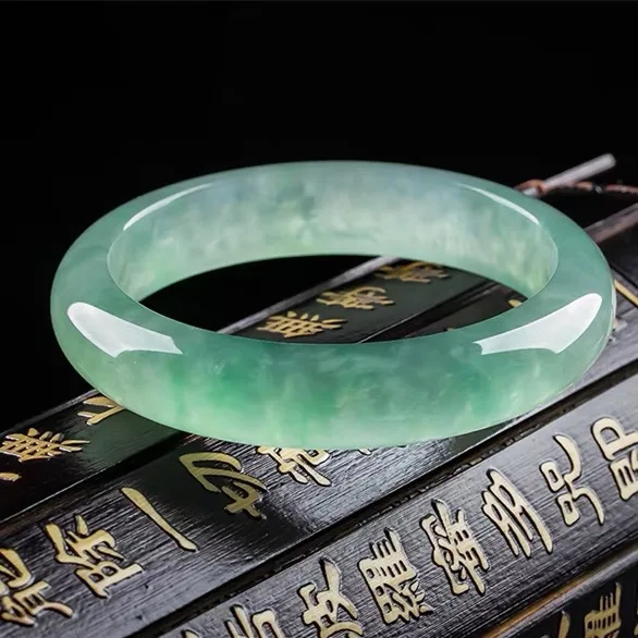 Natural Myanmar jadeite bracel - Coordinates Bracelet reseña y precio