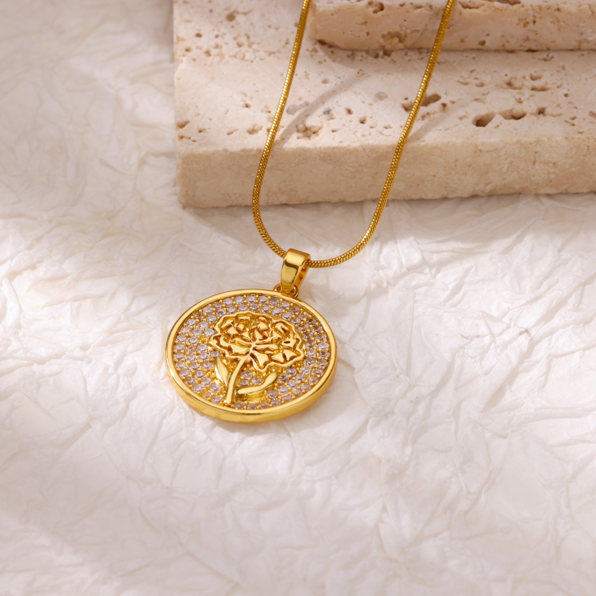 Zircon Flower Necklaces For Wo - Birth Flower Necklace reseña y precio