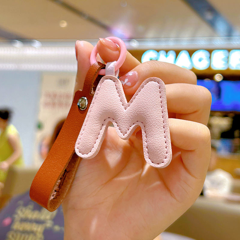 Creative PU Leather 26 Letter  - Monogram Keychain Leather reseña y precio