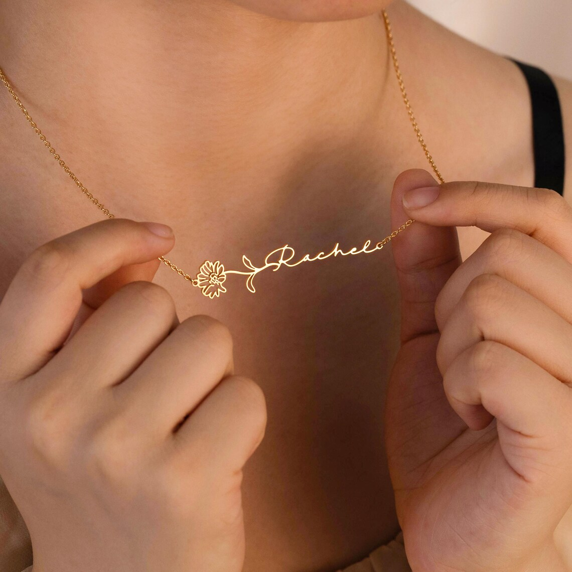 Haiyufly Custom Name Necklace  - Birth Flower Necklace reseña y precio