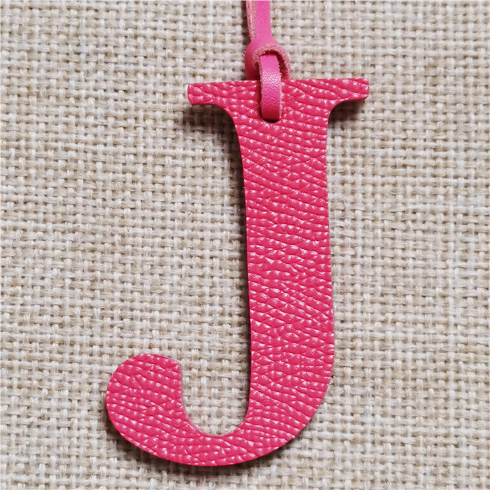 English Letter H I J K L M N A - Monogram Keychain Leather reseña y precio