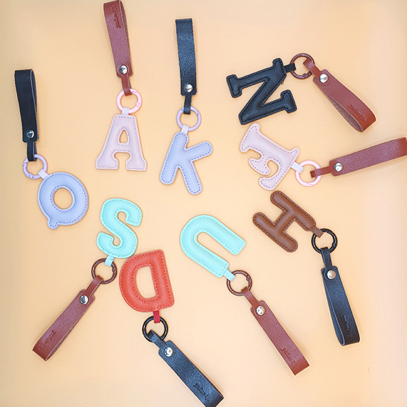 A To Z PU Leather Initial Lett - Monogram Keychain Leather reseña y precio