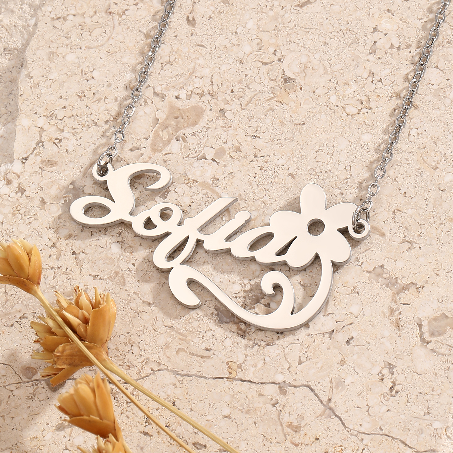 Stainless Steel Flower Letter  - Name Necklace Custom reseña y precio