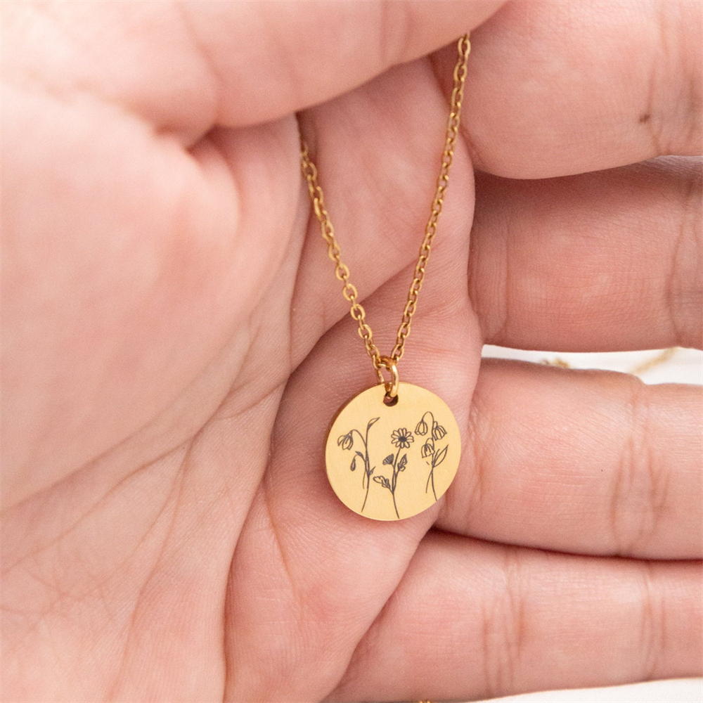 Family Birth flower Necklace C - Birth Flower Necklace reseña y precio