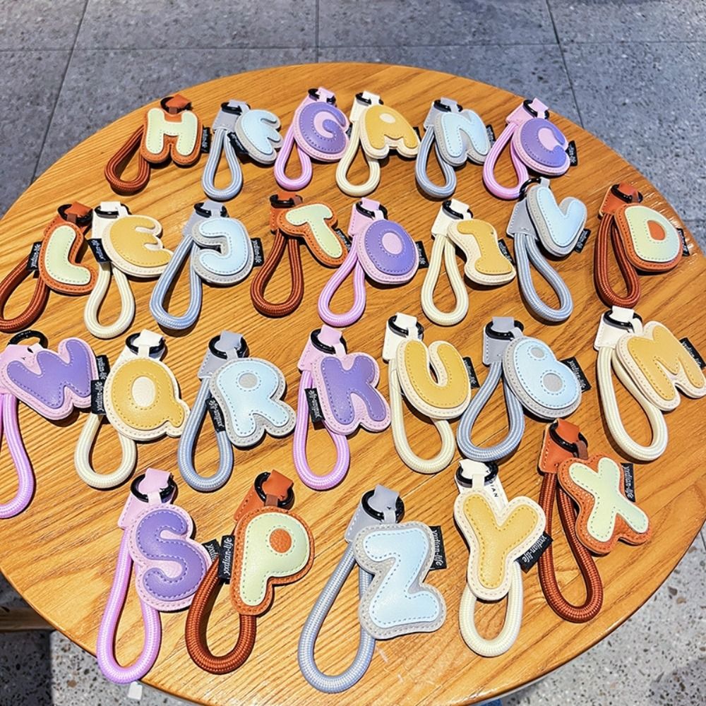 Sweet 26 Letter Keychain PU Le - Monogram Keychain Leather reseña y precio