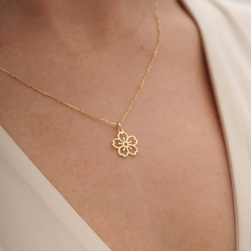Dainty Sakura Flower Charm Nec - Birth Flower Necklace reseña y precio